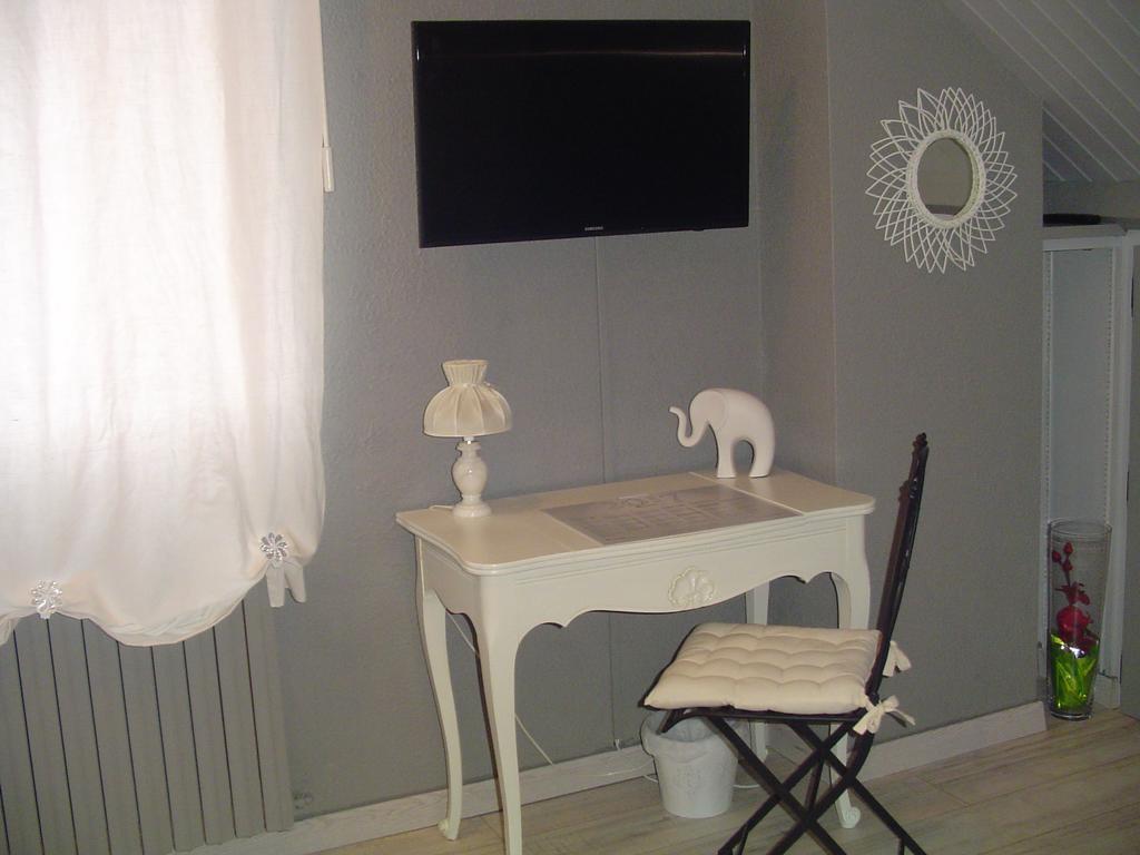 Chambre Crescia Vernouillet  Exterior photo